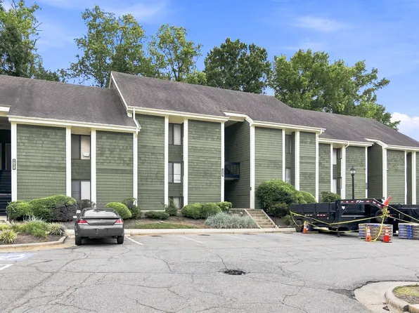 1510 E Benjamin Pkwy, Greensboro, NC 27408