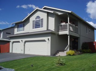 2911 Meadow Wood Cir, Anchorage, AK 99516