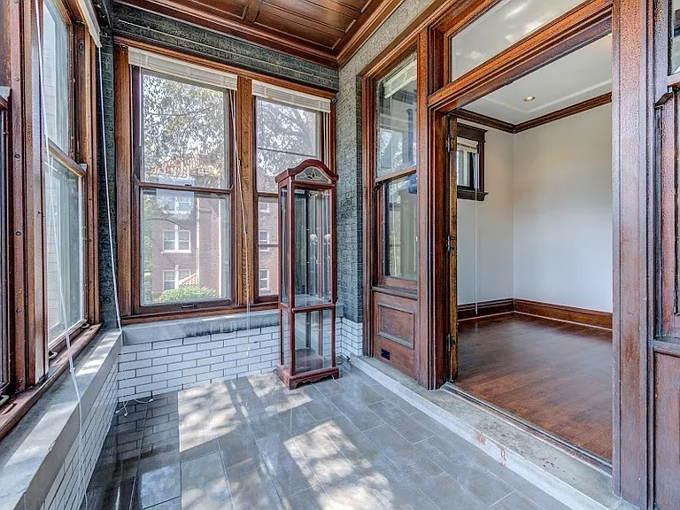 5779 Pershing Ave — Photo 19