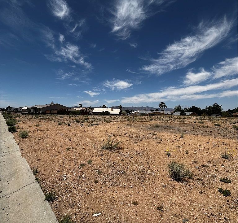 2nd image of 4163 Gemstone Avenue