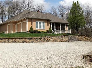 12618 Heritage Dr, Kearney, MO 64060