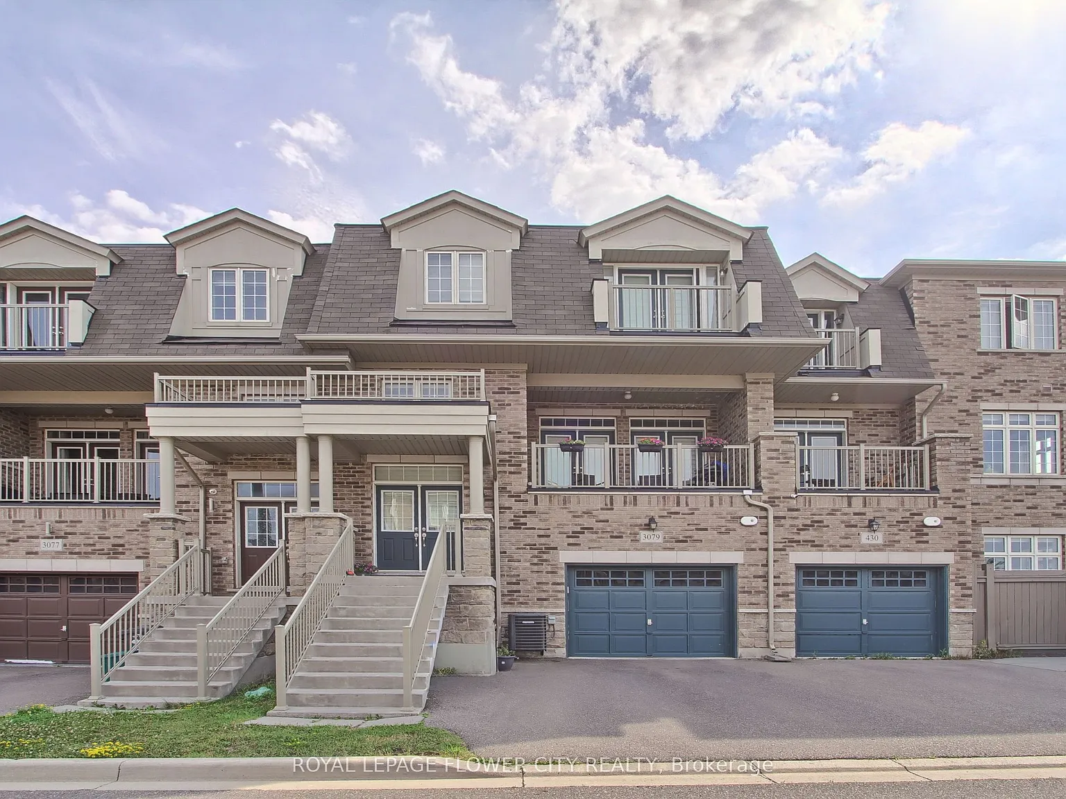 4 bed, $3,990 — Photo 2