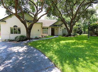 243 Ruskin Dr E, Montgomery, TX 77356