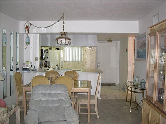 3rd image of 3310 Loveland Blvd Unit 903