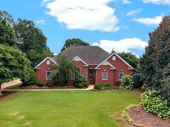 143 W Woodglen Rd, Spartanburg, SC 29301