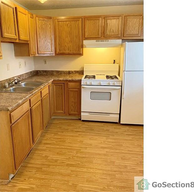1st image of 1065 Catskill Dr