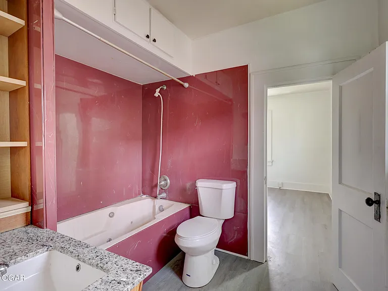2212 Bird Ave — Photo 17