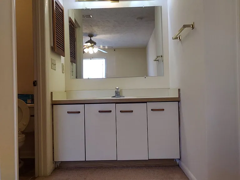 1018 Brookhollow Dr #1 — Photo 11