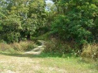 5135 Cedar Pointe Dr, West Bend, WI 53095