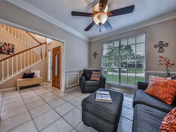 5th image of 214 Carmichael Ct