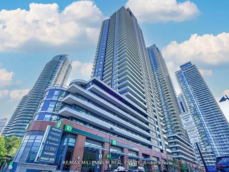 2212 Lake Shore Blvd W #3106 — Photo 1