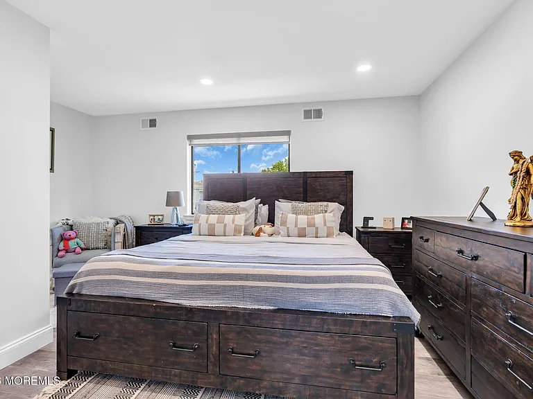 460 Ocean Blvd #M — Photo 11