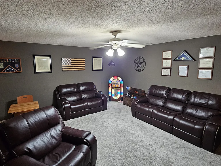10306 York Ave — Photo 70