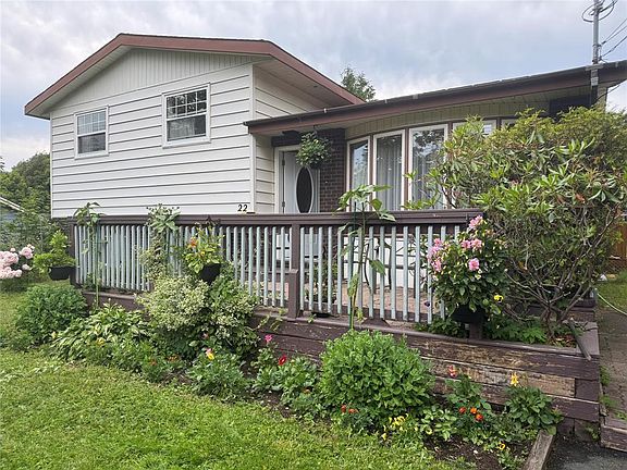 3rd image of 22 Oxen Pond Road