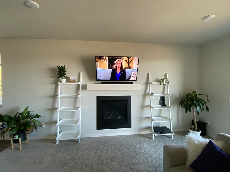 4093 SW Reindeer Ave — Photo 3