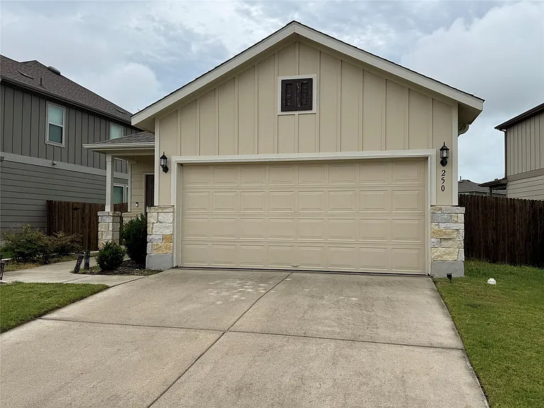 250 Zuma Dr — Photo 6
