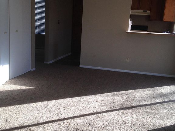 4th image of 6985 Sunkist Dr