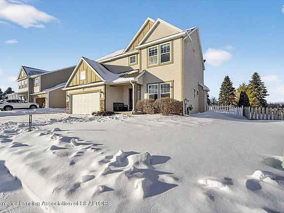 3rd image of 38 Lake Ridge Dr