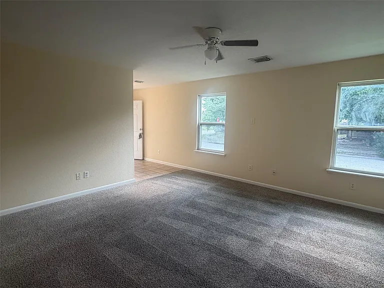 8103 Forest Glen Dr — Photo 18