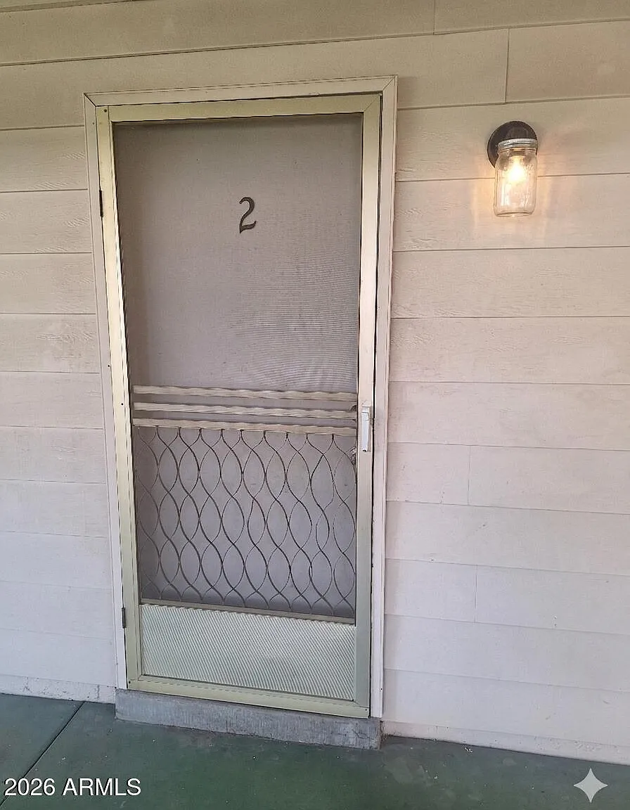 1 bed, 1.0 bath, 650 sqft, $900 — Photo 1