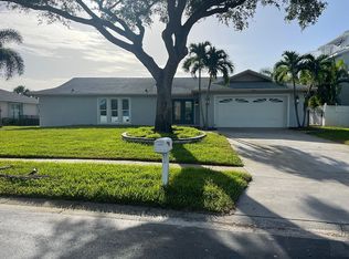 2801 Skimmer Point Dr S, Gulfport, FL 33707