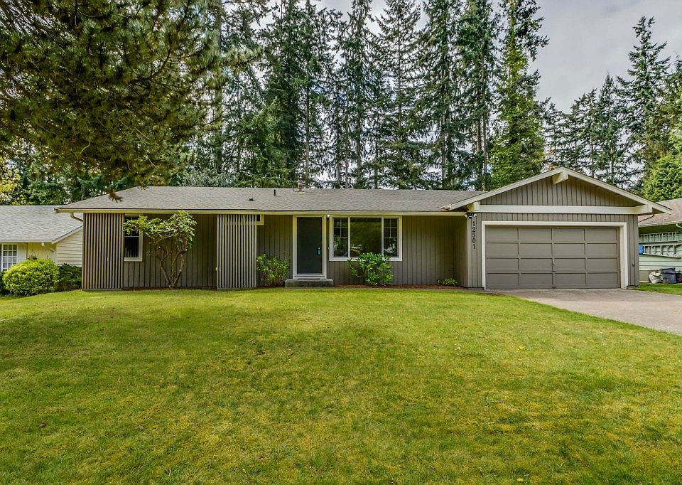 1st image of 12501 NE 138th Pl