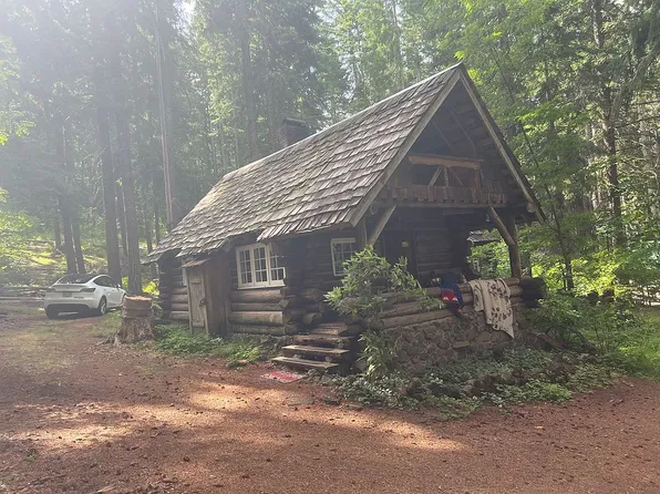 248 Jennings Rd, Trout Lake, WA 98650