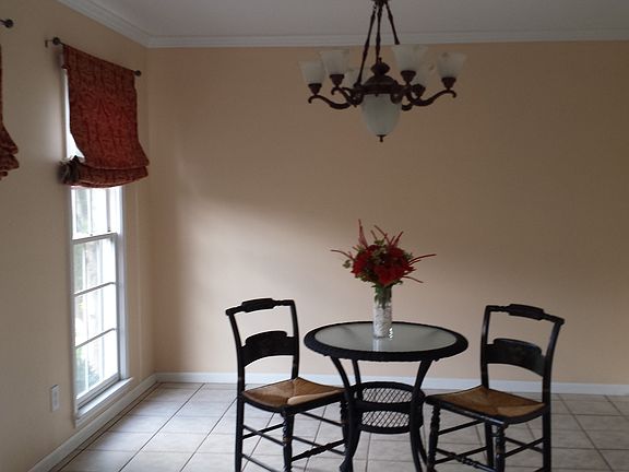 Dining room Thanksgiving ready