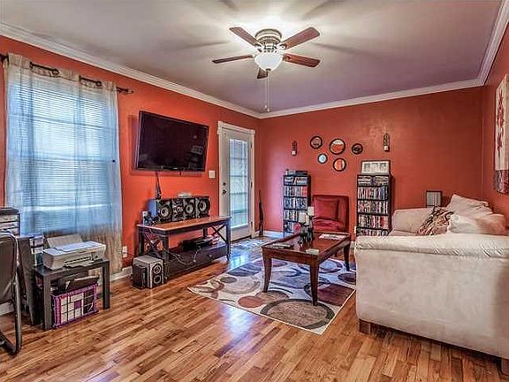 5th image of 5504 Rosemont Dr