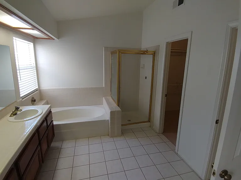 3309 Pond Run Cir — Photo 10