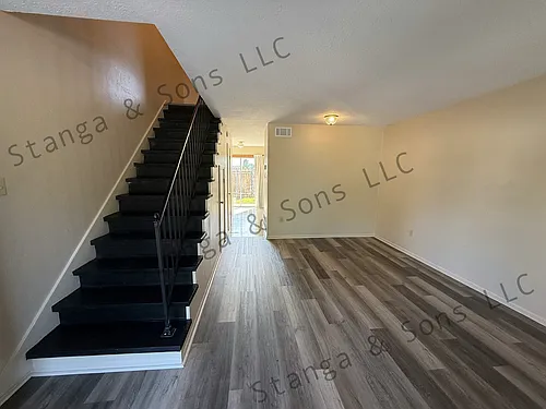 104 Michelle Pl #D Photo 1