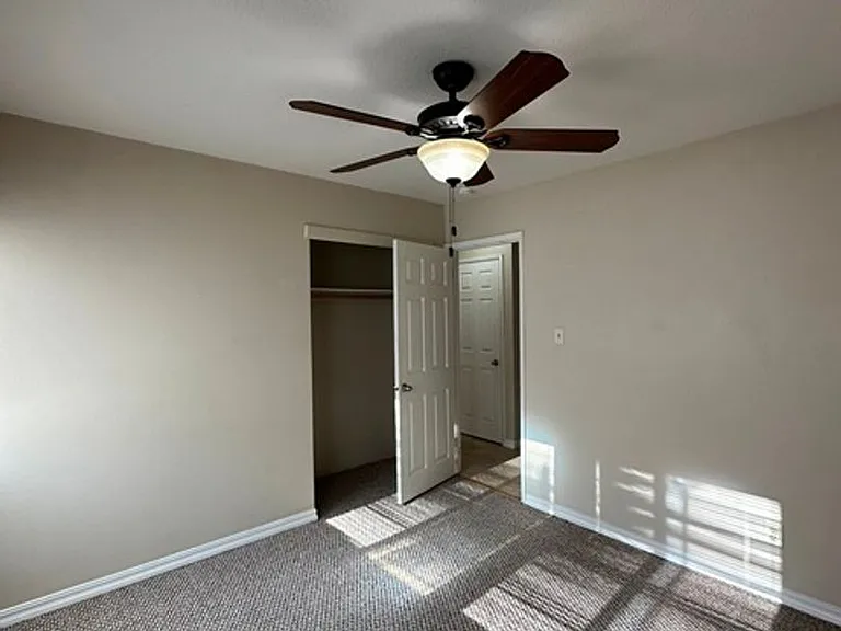 2544 Union St — Photo 26