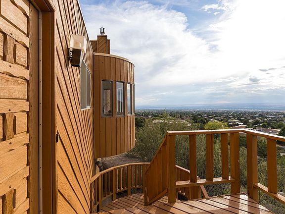 4th image of 40 Cedar Hill Pl NE
