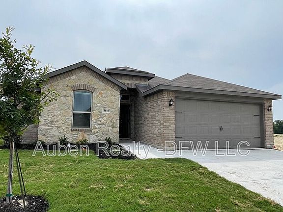 2nd image of 5808 Utopia Dr