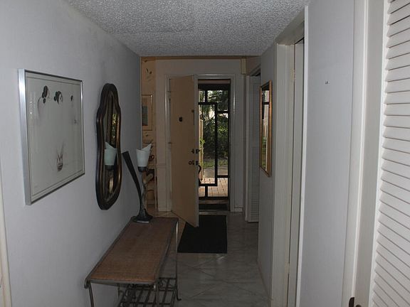 5th image of 13799 Date Palm Ct APT C