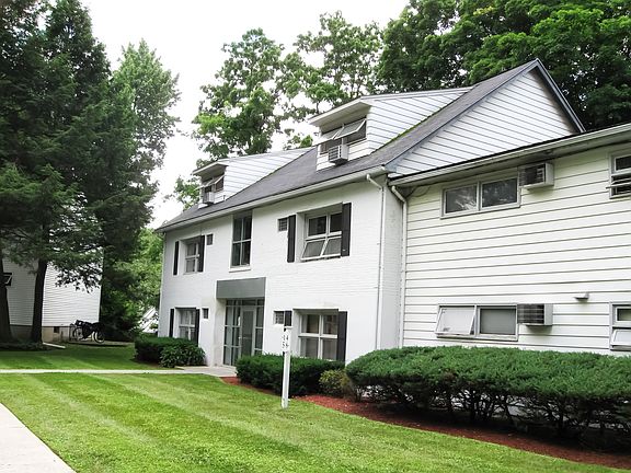 3rd image of 12-14 Arbor Hill Dr #4