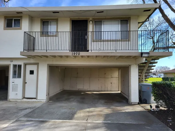 1970 Peabody Rd APT 4, Vacaville, CA 95687