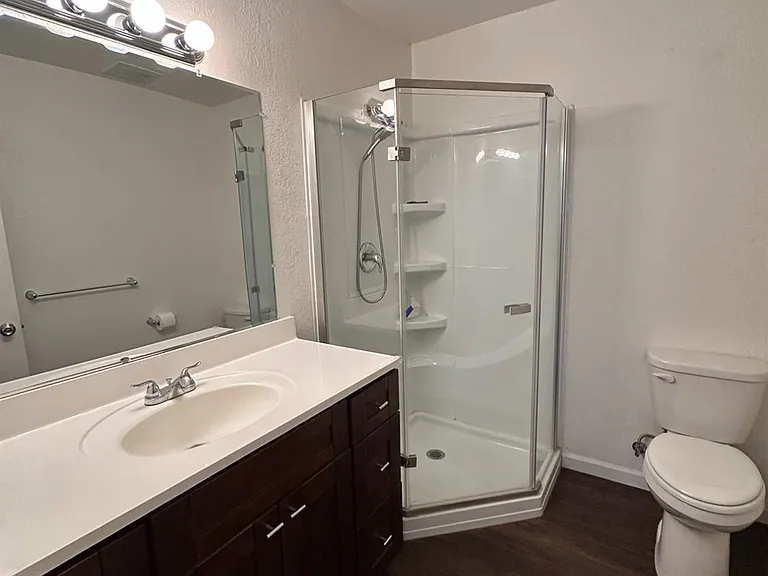 1409 W Fairmont Ave #C — Photo 17