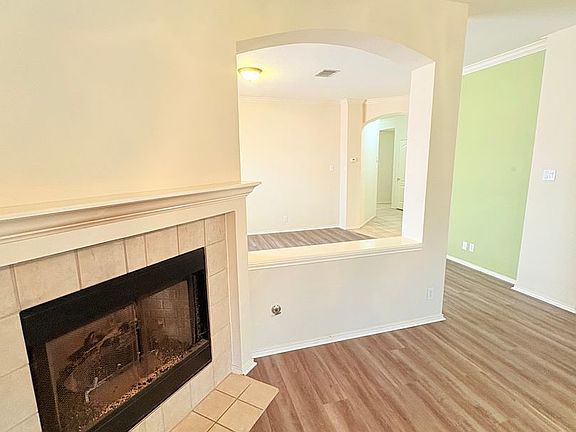5th image of 1703 Mackenzie Ln