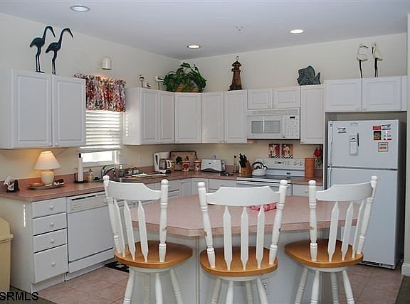 3rd image of 1420 Ocean Ave