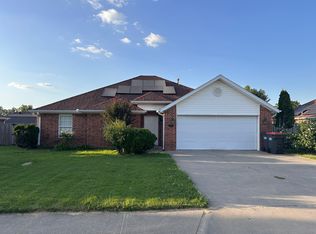 362 Chip Dr, Springdale, AR 72764