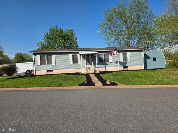 2 Rose Ave, Middletown, PA 17057