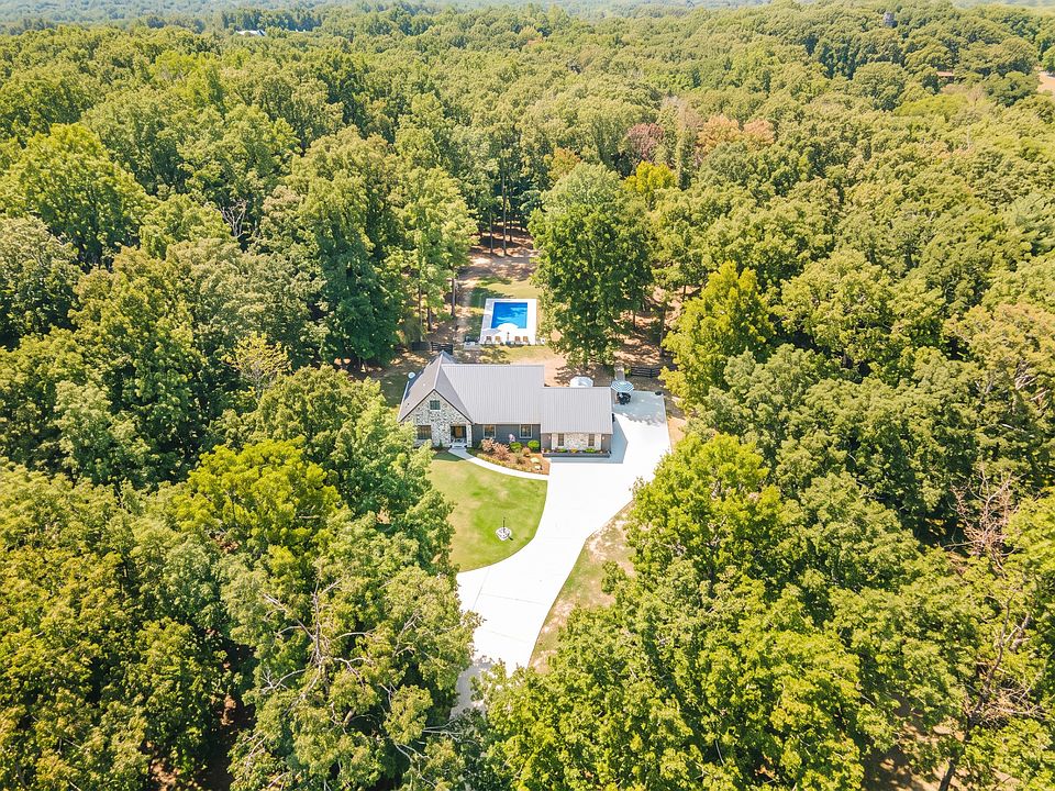 1st image of 1340 Puckett Hollow Rd
