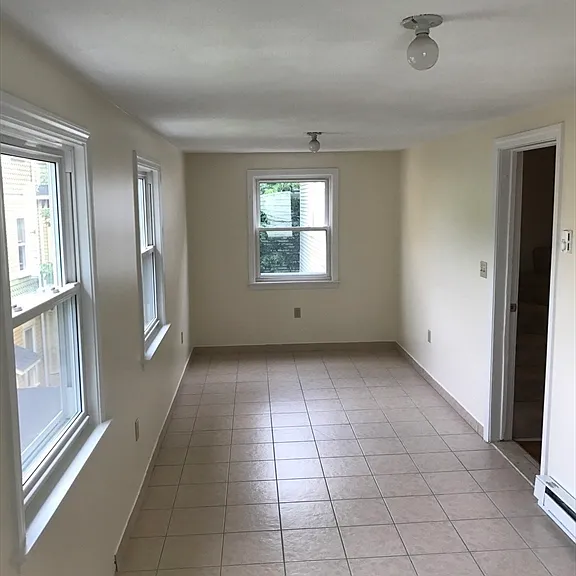 12 Henry St #2 — Photo 16