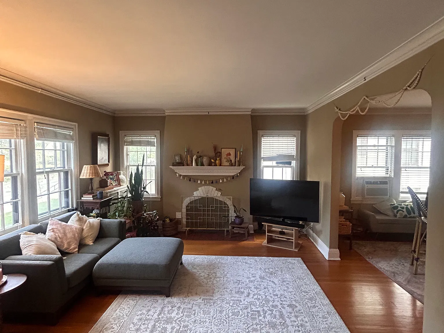2 bed, $1,800 — Photo 1