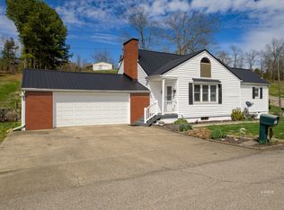 822 Neighborhood Rd, Gallipolis, OH 45631