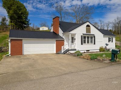 822 Neighborhood Rd, Gallipolis, OH, 45631