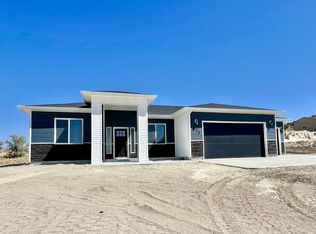 534 Robinson Ct, Elko, NV 89801