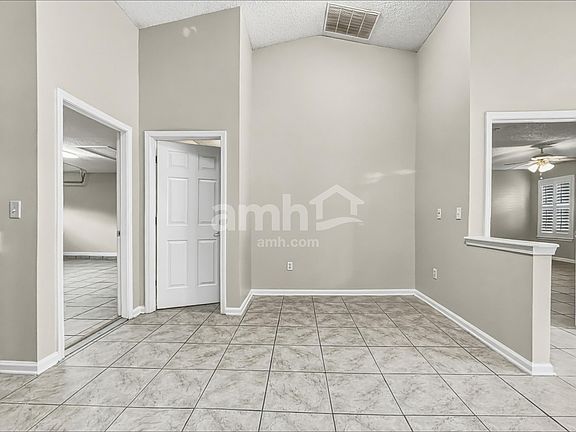 5th image of 2720 Cold Creek Blvd