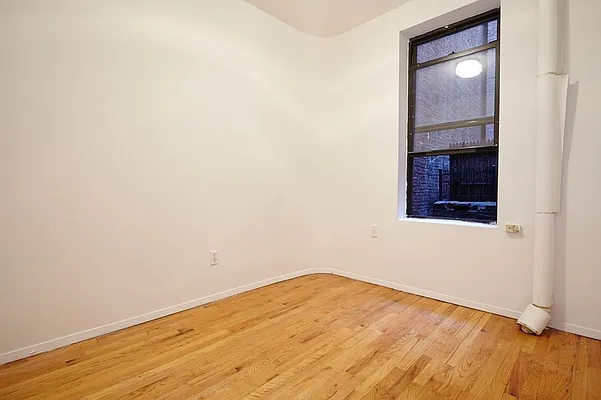 Rented by REAL New York | media 15